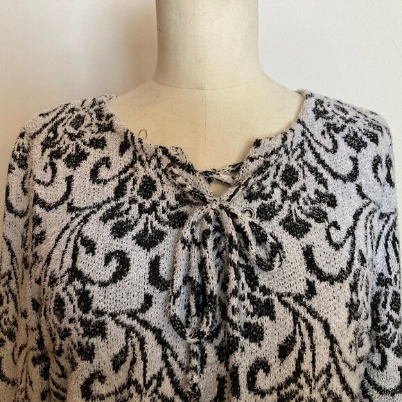 One World Eyelash Knit Top - Picture 5 of 6